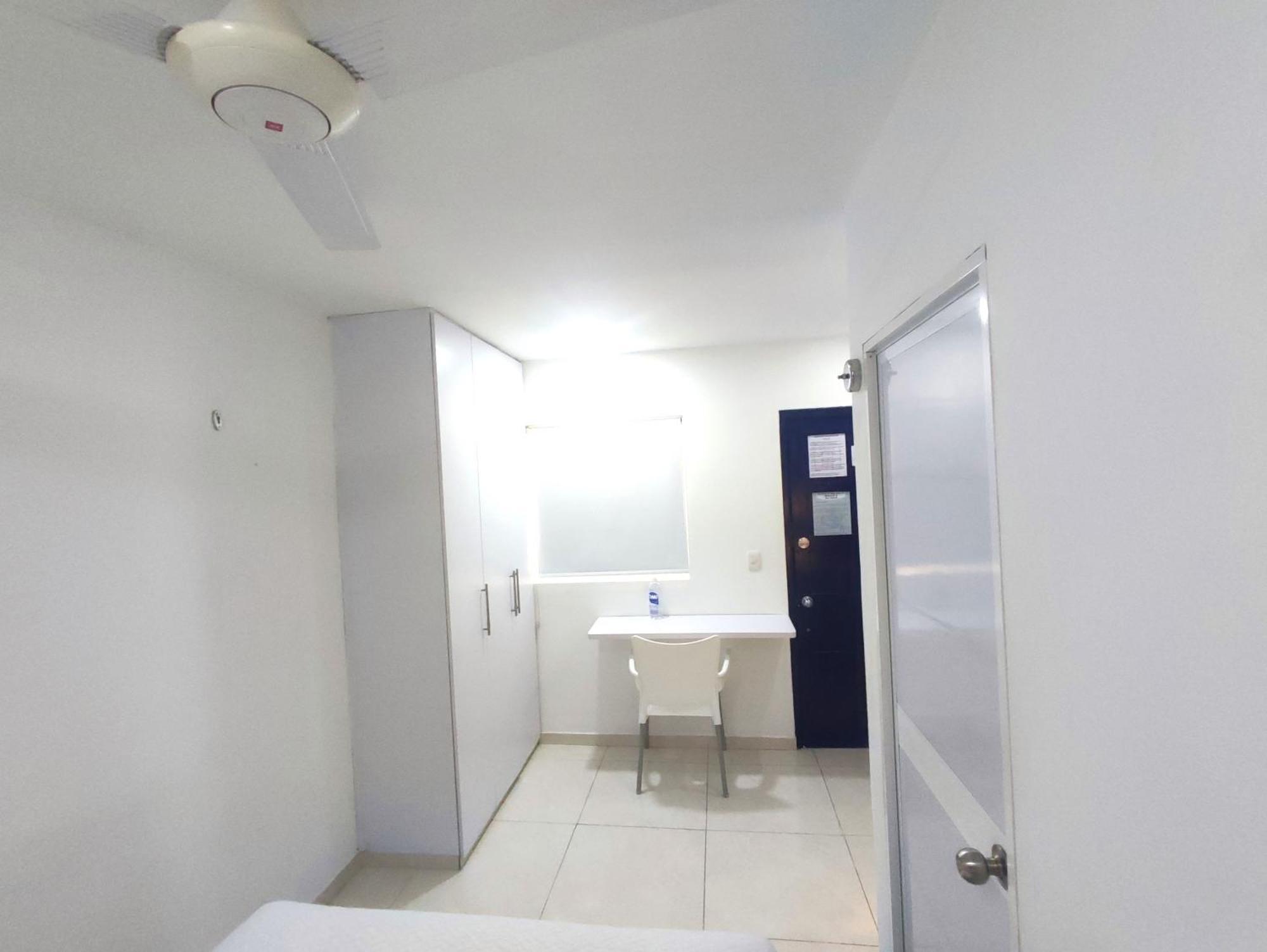 Aparta Estudios Mubarak Barranquilla  Exteriör bild